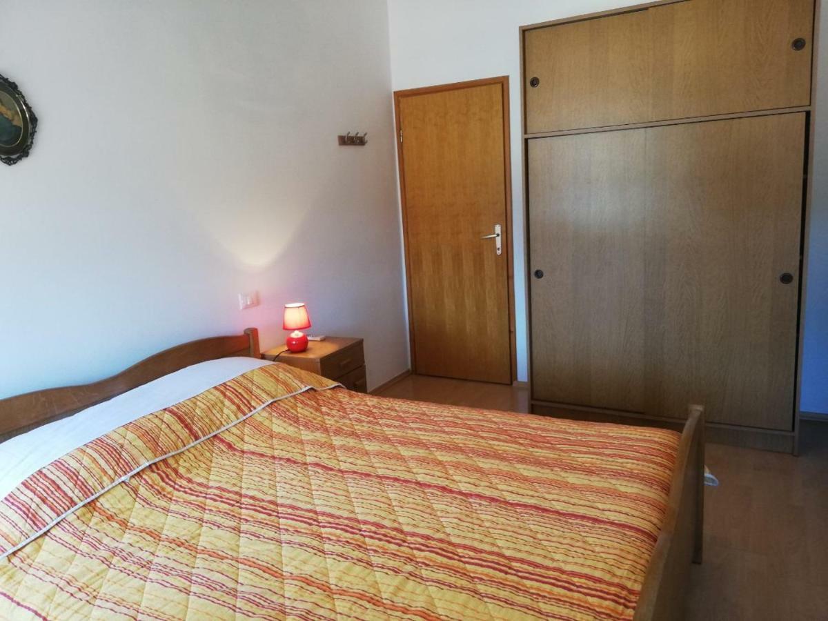 Apartments Ana Pogana ปุนตาคริชา ภายนอก รูปภาพ